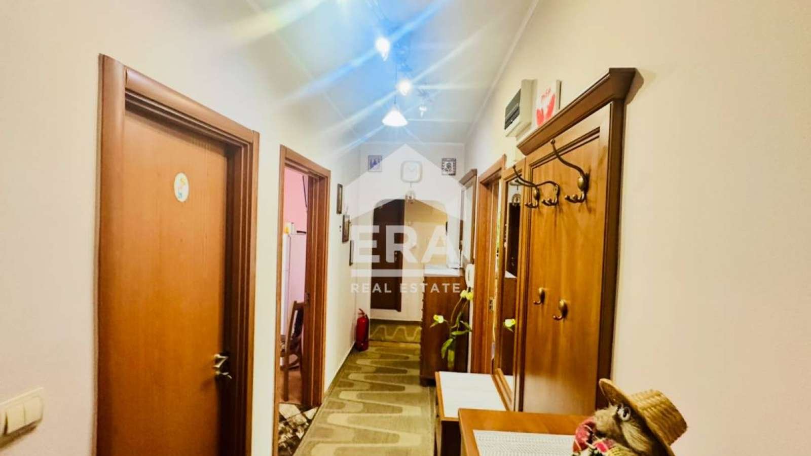 7600024-chetiristaen-apartament-za-prodazhba-v-kv-avtogara-varna-ot-era-ae739c46bb7458114a6b7f2bef5166af-1600×900